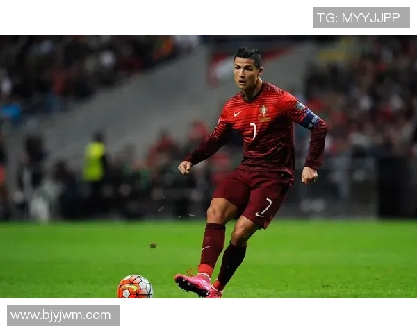 近代足球明星的崛起与影响力分析：从梅西到C罗的传奇之路